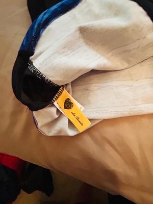 LIKE NEW WOMENS ADIDAS (M), DOLCE BONITA (L) ACTIVE WEAR AND LANDS END SWIMWEAR (10) & MORE