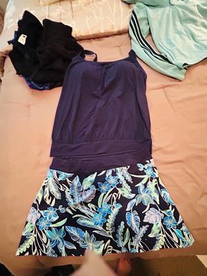 LIKE NEW WOMENS ADIDAS (M), DOLCE BONITA (L) ACTIVE WEAR AND LANDS END SWIMWEAR (10) & MORE
