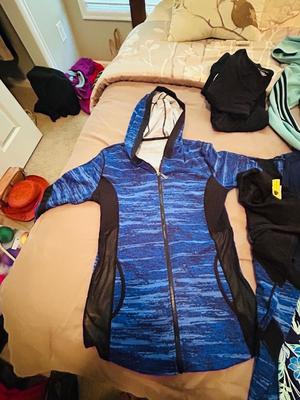 LIKE NEW WOMENS ADIDAS (M), DOLCE BONITA (L) ACTIVE WEAR AND LANDS END SWIMWEAR (10) & MORE