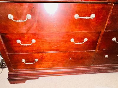 MARSEILLE COLLECTION 8 DRAWER DRESSER W/ LANDSCAPE MIRROR