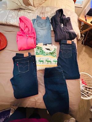 UNIQUE LADIES JOHN DEERE SWEATER, BLUE JEANS AND HOODIES