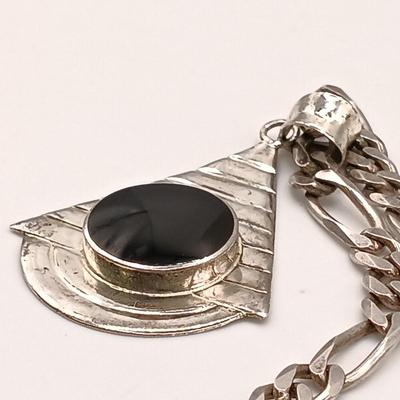 LOT 4: Sterling Silver and Black Onyx Pendant on Sterling Silver Chain 20.7gtw