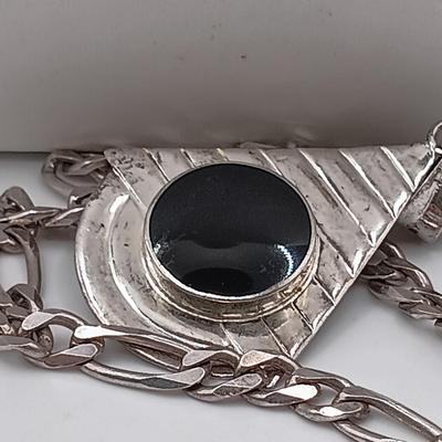 LOT 4: Sterling Silver and Black Onyx Pendant on Sterling Silver Chain 20.7gtw