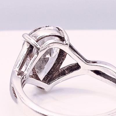 LOT 6: Sterling Silver Ring with Pear Shaped Cubic Zirconia Stone 3.6gtw Size 7