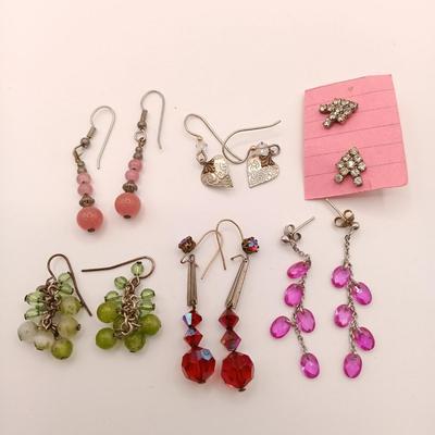 LOT 126: Collection of Vintage Earrings