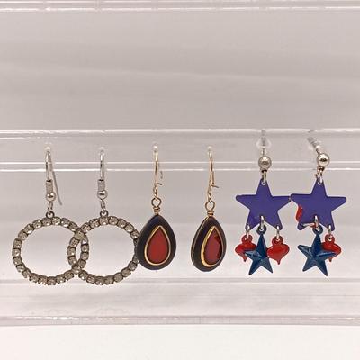 LOT 126: Collection of Vintage Earrings