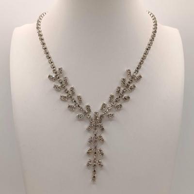 LOT 130: Vintage Rhinestone Jewelry Collection