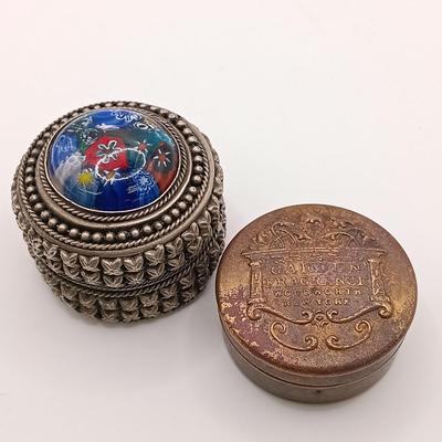 LOT 134: Antique Art Deco 1920s Cara Nome Langlois Compact, Glass Vanity Jars & More