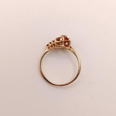 LOT 137: 14K Gold Ruby Cluster Ring 1.66gtw Size 5.5