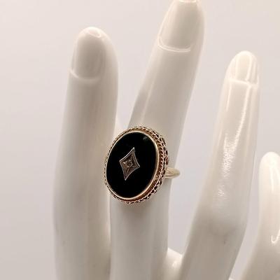 LOT 143: Diamond and Black Onyx 14K Gold Ring 3.53gtw Size 5