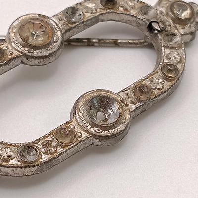 LOT 164: Vintage Silver-Tone Herringbone Heart Neckalce, Peridot-Tone Pendant Necklace & More