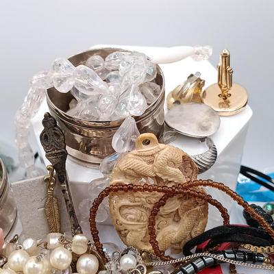 LOT 165: Craft Jewelry Collection