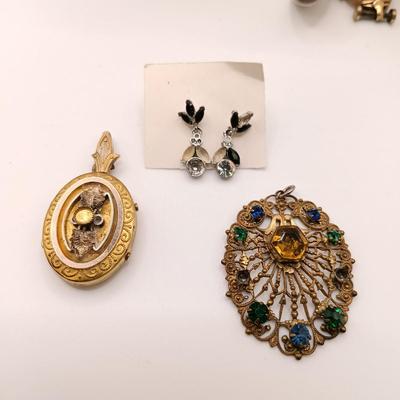 LOT 165: Craft Jewelry Collection