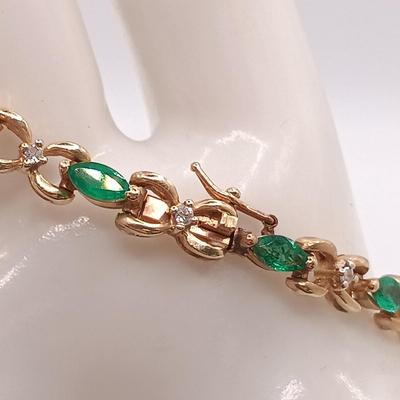 LOT 172: Vintage 14K Gold Emerald and Diamond Tennis Bracelet 11.3gtw