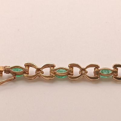LOT 172: Vintage 14K Gold Emerald and Diamond Tennis Bracelet 11.3gtw