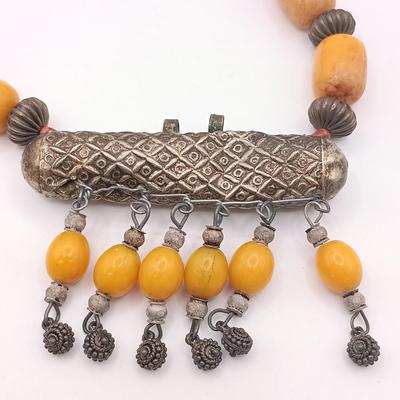 LOT 173: Vintage Quran Travel Box with Yemeni Silver-Tone and Bakelite Necklace