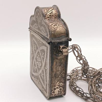 LOT 173: Vintage Quran Travel Box with Yemeni Silver-Tone and Bakelite Necklace