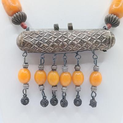 LOT 173: Vintage Quran Travel Box with Yemeni Silver-Tone and Bakelite Necklace