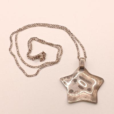 LOT 180: Vintage Sterling 925 Silver Cuff Bracelet and Star Pendant Necklace 29.3g