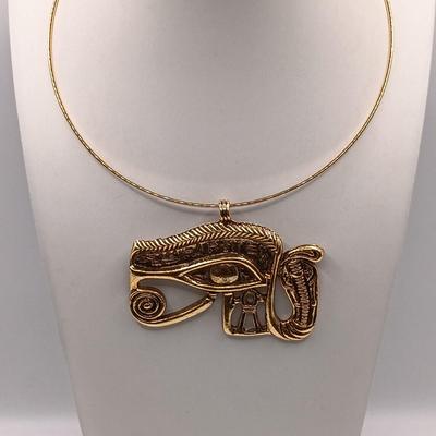 LOT 186: Vintage Aladdin House Ltd Replica of King Tutankhamun's Eye of Horus Necklace