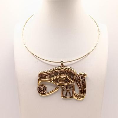 LOT 186: Vintage Aladdin House Ltd Replica of King Tutankhamun's Eye of Horus Necklace