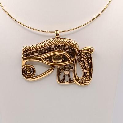 LOT 186: Vintage Aladdin House Ltd Replica of King Tutankhamun's Eye of Horus Necklace
