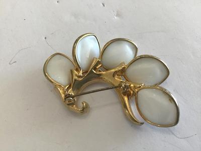 Abstract Milk Glass Gold Tone Vintage Brooch