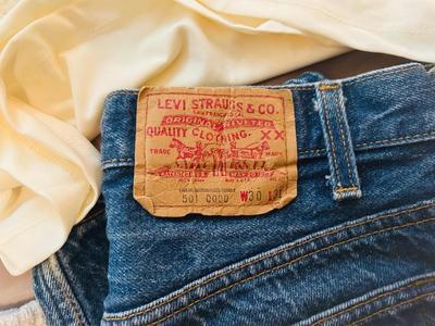 A PAIR OF VINTAGE 501 JEANS (30x31) LIKE NEW JEANS, LADIES SHIRTS AND SOCKS