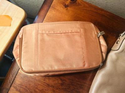 COACH PURSE AND PURSE ORGANIZER