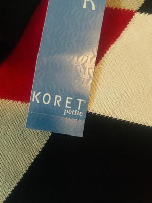 WOMENS SMALL AND MEDIUM PETITE CLOTHING