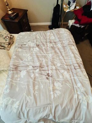 FULL SIZED BEDDING AND KING DOWN BLANKET