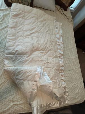 FULL SIZED BEDDING AND KING DOWN BLANKET