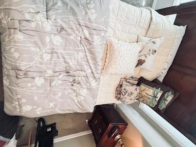 FULL SIZED BEDDING AND KING DOWN BLANKET
