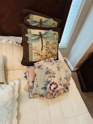 FULL SIZED BEDDING AND KING DOWN BLANKET