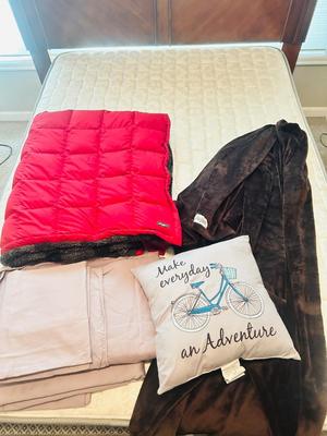 EDDIE BAUER THROW, KING SIZED SHEETS, SLANKET AND THROW PILLOW