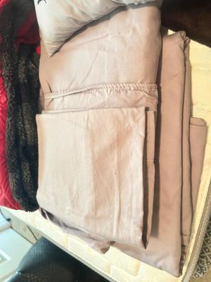 EDDIE BAUER THROW, KING SIZED SHEETS, SLANKET AND THROW PILLOW