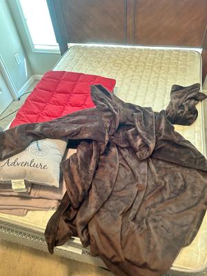 EDDIE BAUER THROW, KING SIZED SHEETS, SLANKET AND THROW PILLOW