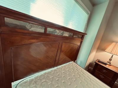FULL SIZED/DOUBLE BED AND HEAD BOARD