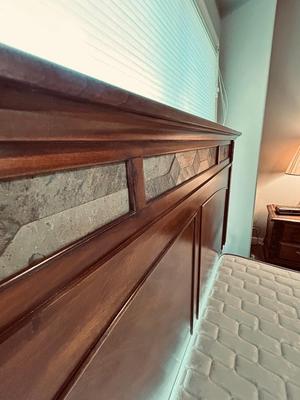FULL SIZED/DOUBLE BED AND HEAD BOARD