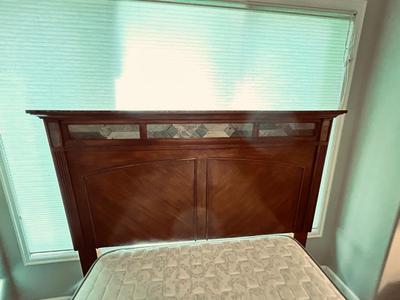 FULL SIZED/DOUBLE BED AND HEAD BOARD