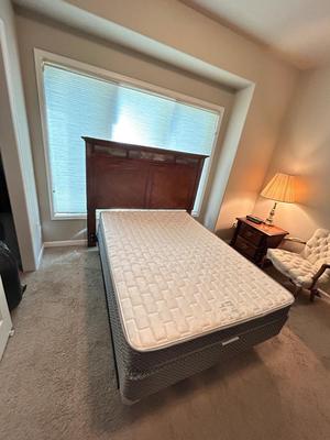FULL SIZED/DOUBLE BED AND HEAD BOARD