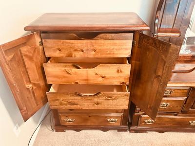 DRESSER WITH MIRROR AND STAND UP DBL DOOR DRESSER