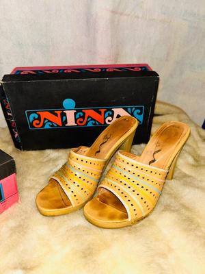 VINTAGE NINA SHOES SIZE 6-1/2
