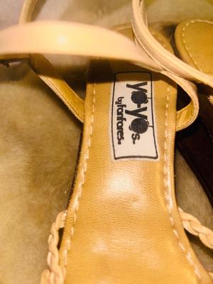 YOYO SANDALS BY FANFARE SIZE 7
