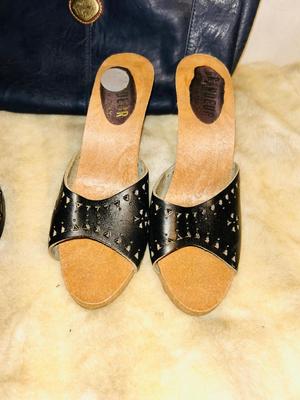 NEW TANDEM OF CALIFORNIA HAND BAG & WOMENS SHOES