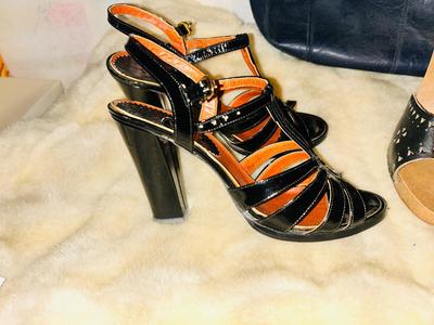 NEW TANDEM OF CALIFORNIA HAND BAG & WOMENS SHOES