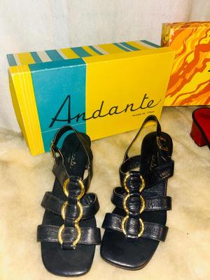 SIZE 6 WONENS SHOES