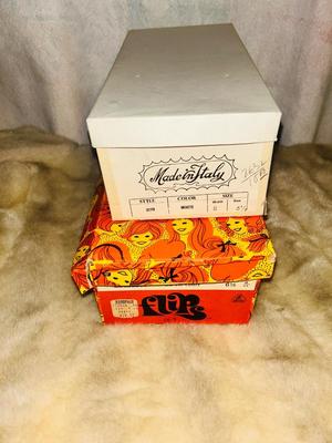 VINTAGE LADIES SHOES AND CLUTCH