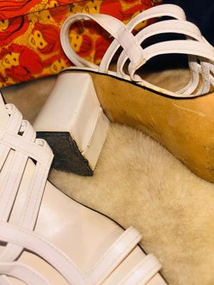 VINTAGE LADIES SHOES AND CLUTCH