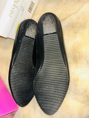 NEW WOMENS EASY SPIRIT SNEAKERS, AND CASUAL SHOES